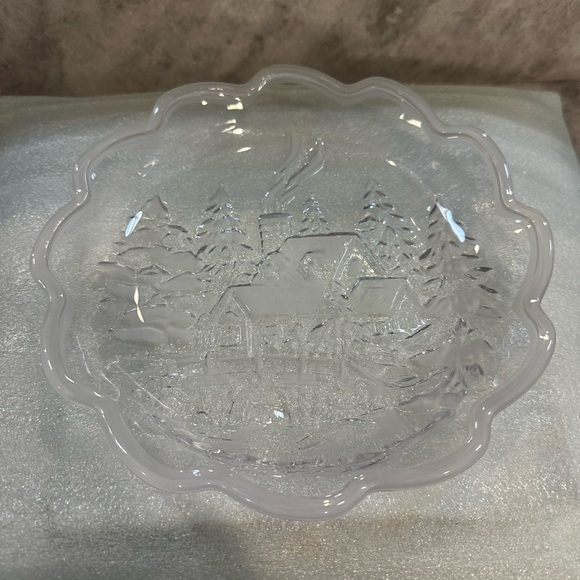 Wonderland Collection Sweets Dishes - Picture 5 of 10